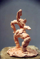 Danse, Figurine N° 16, terre cuite, copyright D. Aliquot (ADAGP)